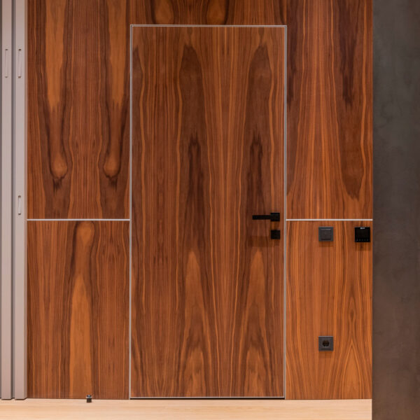 Puerta modelo 9