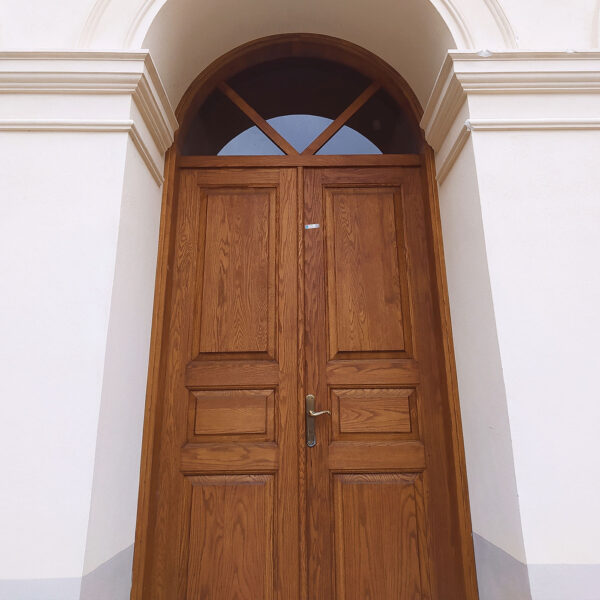 Puerta modelo 13